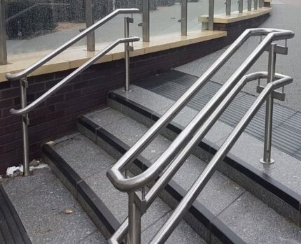 STAIRCASE SS307